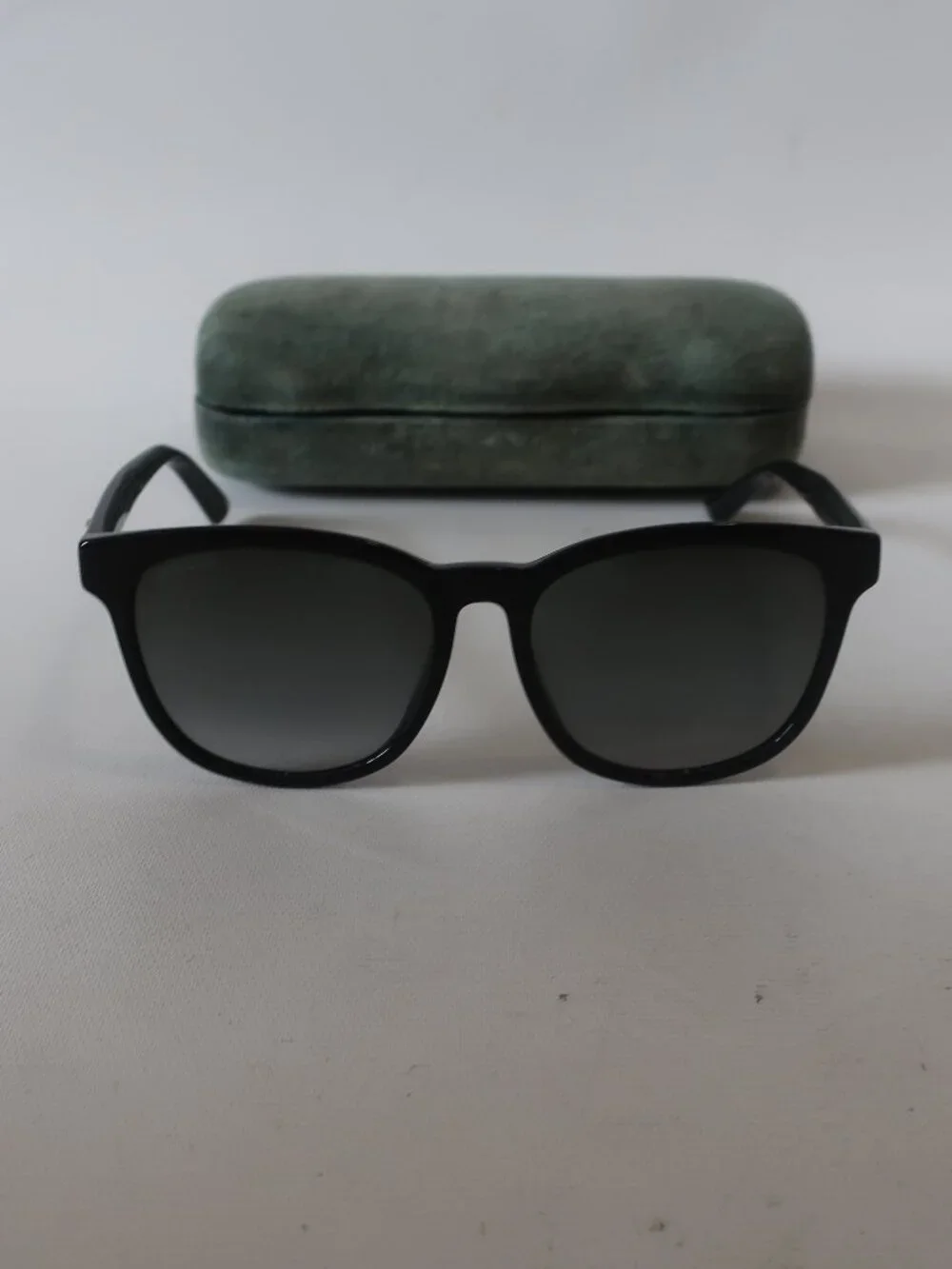 AUTHENTIC Womens Gucci GG0232SK 001 Black Fashion Square 56-17-145 Sunglasses